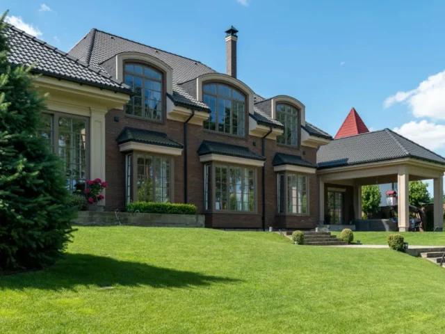 Adani Marq Dwarka Expressway: Redefining Luxury Living in New Gurgaon